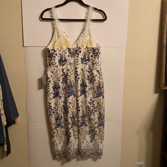Bronx And Banco Poppy Floral Dress Sz L - Picture 9 of 12